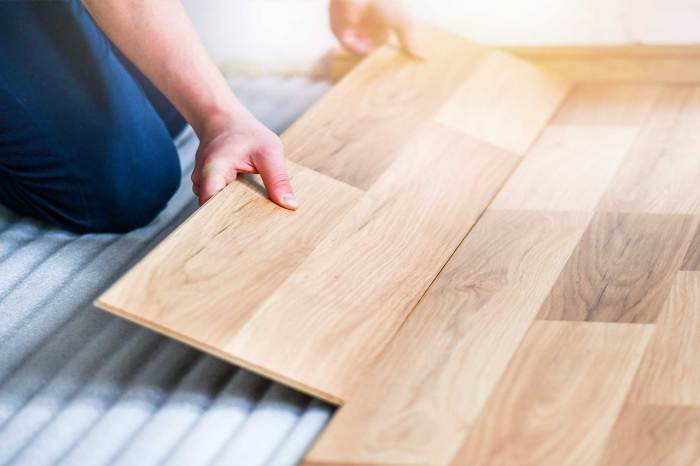 Apa Itu Laminate Flooring: Kelebihan dan Cara Pemasangannya